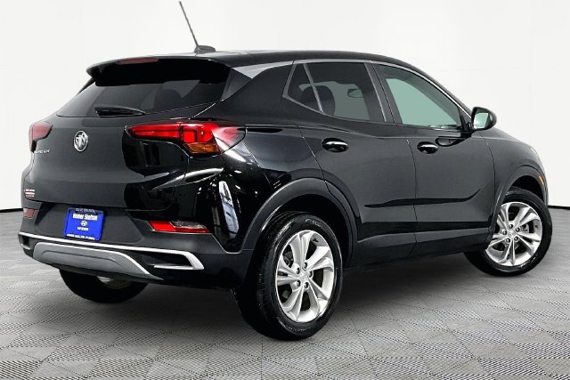 Used 2023 Buick Encore GX Preferred w/ Cold Weather Comfort Package FWD image 13