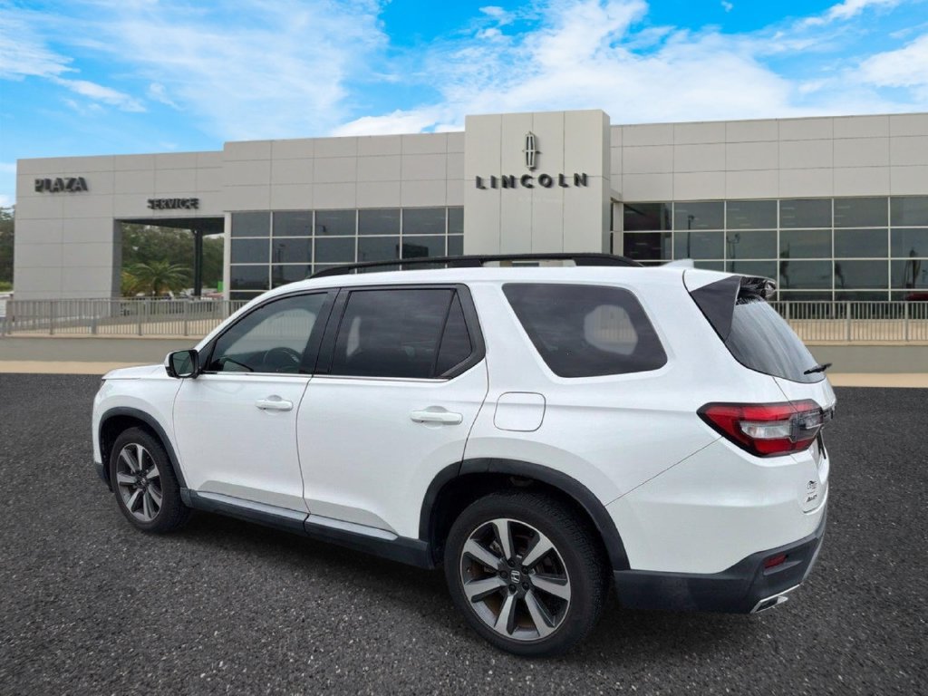 Used 2023 Honda Pilot Elite image 5