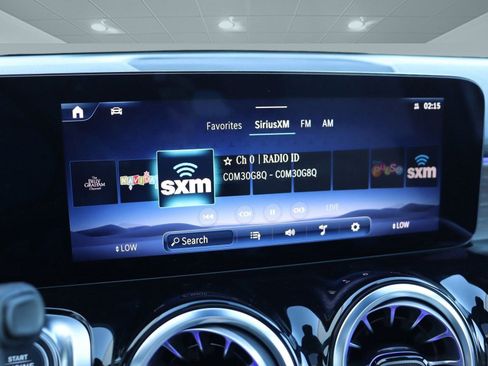 New 2025 Mercedes-Benz GLB 250 image 43