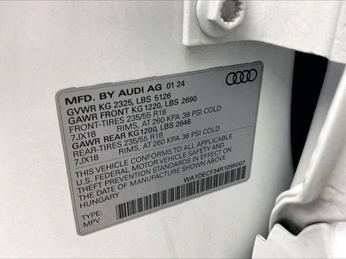 Used 2024 Audi Q3 2.0T Premium AWD/4WD image 34