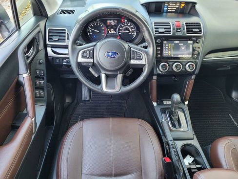 Used 2018 Subaru Forester 2.5i Touring w/ Popular Package #3B AWD/4WD image 10