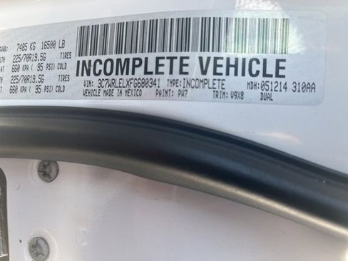 Used 2015 RAM 4500 Tradesman w/ Ambulance Prep Group image 18