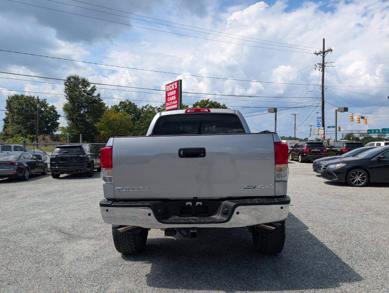 Used 2011 Toyota Tundra Limited w/ Platinum Pkg AWD/4WD image 8