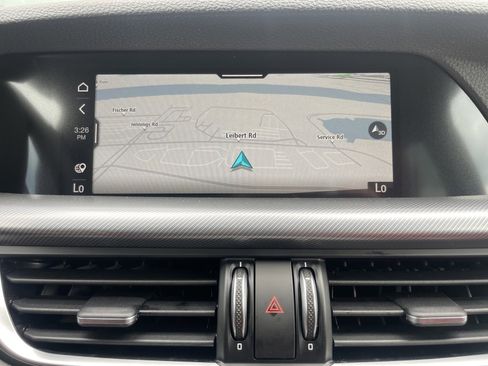 Used 2024 Alfa Romeo Stelvio Ti w/ Performance Driving Package image 25