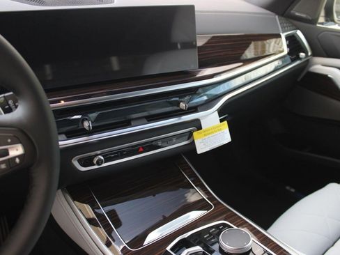 New 2026 BMW X5 xDrive40i AWD/4WD image 26