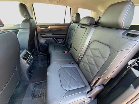 New 2026 Volkswagen Atlas SE FWD image 21