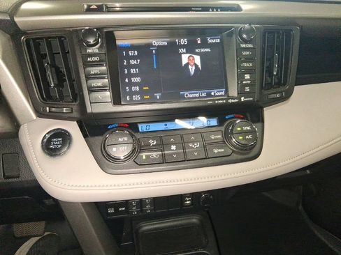 Used 2018 Toyota RAV4 Limited w/ All Weather Liner Package AWD/4WD image 18