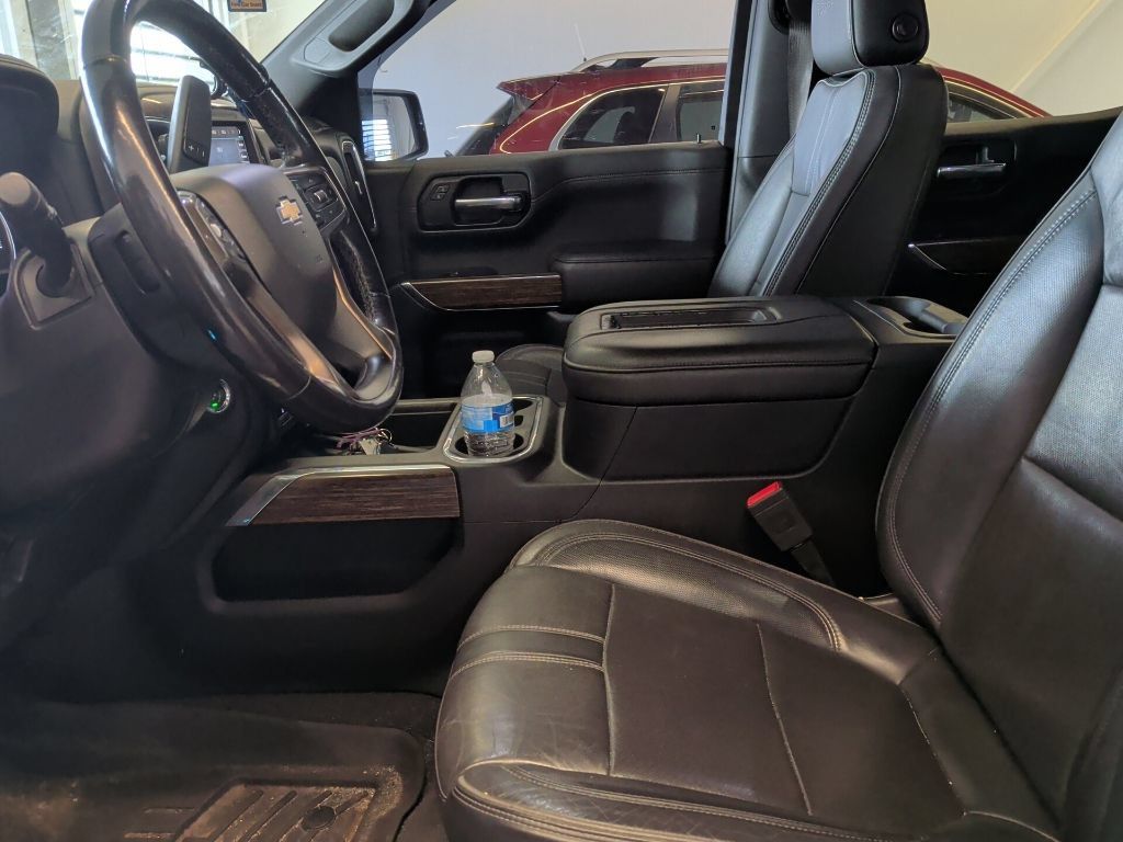 Used 2019 Chevrolet Silverado 1500 High Country w/ Z71 Off-Road Package AWD/4WD image 7