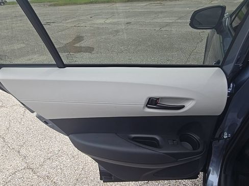 Used 2026 Toyota Corolla Cross LE w/ Moonroof Package FWD image 19