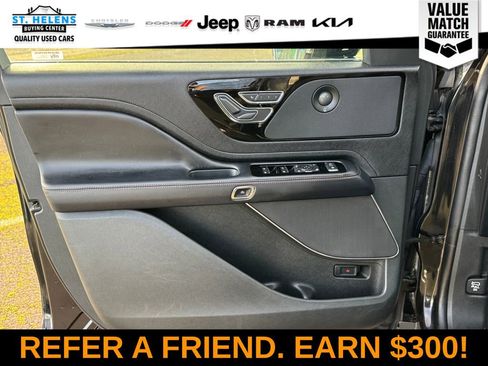 Used 2023 Lincoln Aviator Reserve w/ Elements Package Plus image 17