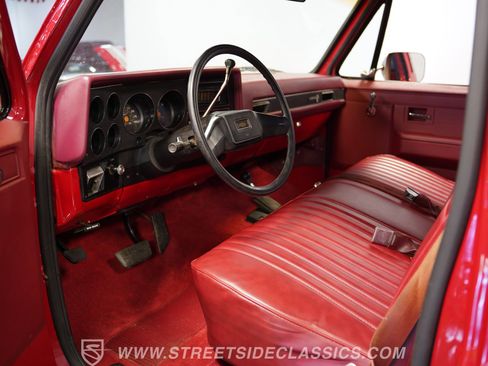 Used 1987 Chevrolet C/K Truck 1500 AWD/4WD image 4