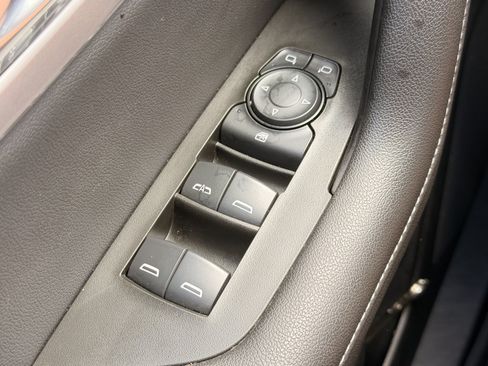 Used 2024 Chevrolet Blazer LT w/ Convenience Package FWD image 18