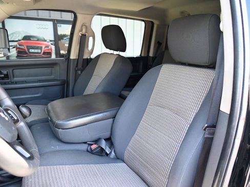 Used 2012 RAM 2500 ST w/ Chrome Appearance Group AWD/4WD image 19