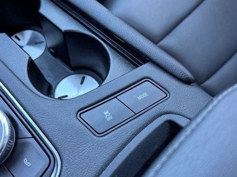 Used 2023 Cadillac XT6 Sport w/ Technology Package image 26