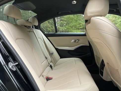 Used 2021 BMW 330i Sedan w/ Convenience Package image 18