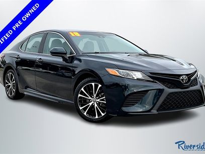 Used 2018 Toyota Camry SE