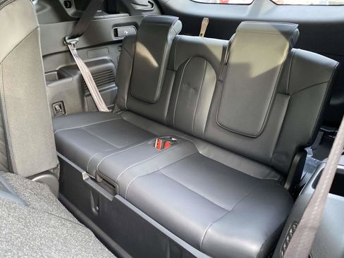 New 2025 Mitsubishi Outlander SEL Black Edition image 17