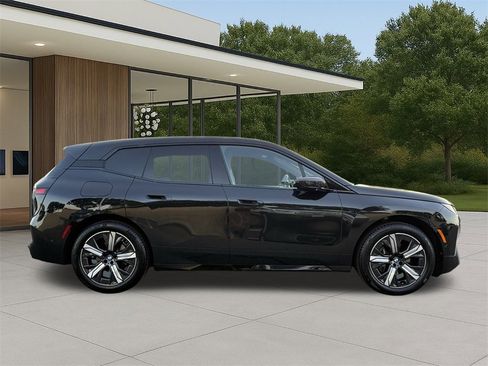 Used 2026 BMW iX xDrive45 image 6