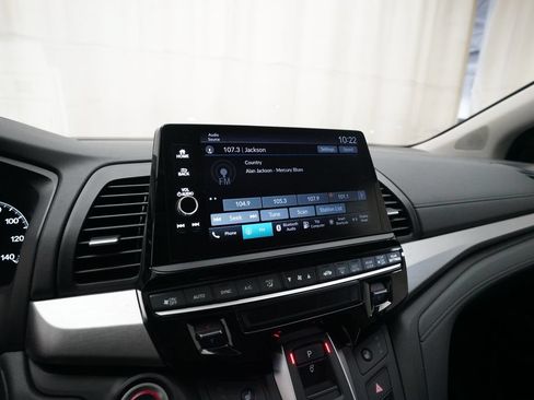 Used 2025 Honda Odyssey EX-L image 6