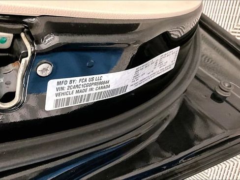 Used 2023 Chrysler Voyager LX FWD image 34