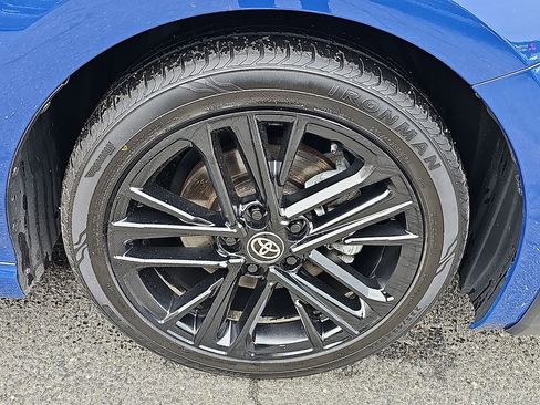 Used 2025 Toyota Camry SE image 8