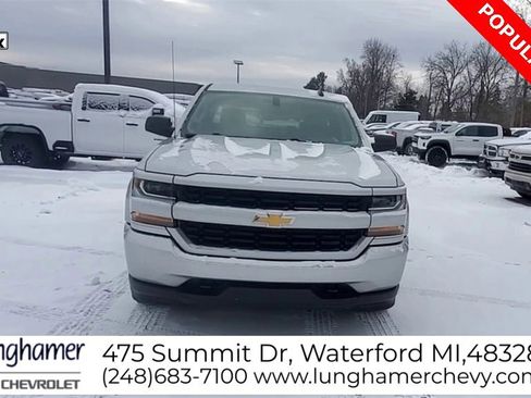 Used 2018 Chevrolet Silverado 1500 Custom w/ Custom Value Package image 3