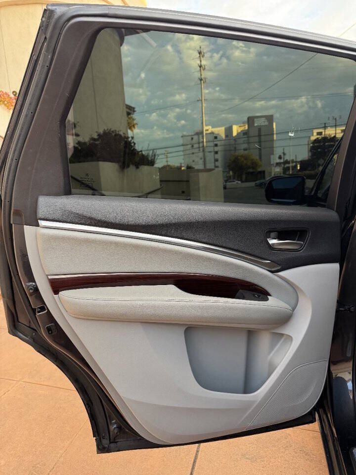 Used 2016 Acura MDX w/ Technology Package FWD image 12
