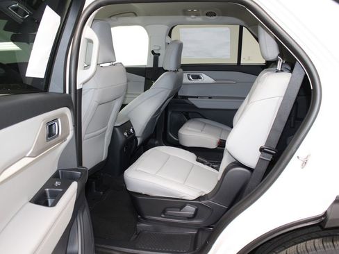 New 2026 Ford Explorer Active w/ Active Comfort Package image 26