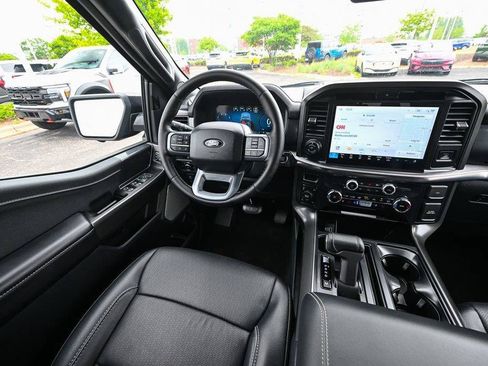 Used 2025 Ford F150 Lariat AWD/4WD image 32