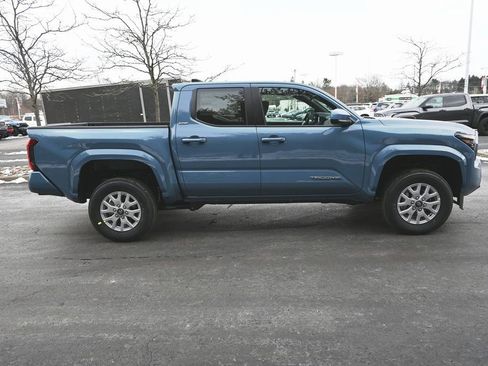 New 2026 Toyota Tacoma SR5 image 8