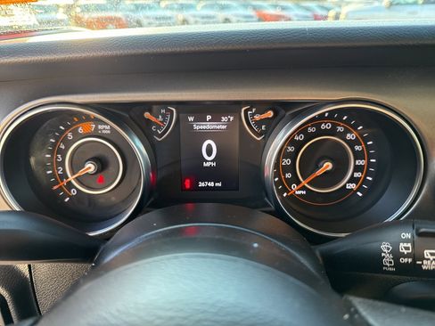 Used 2023 Jeep Wrangler Sport image 13