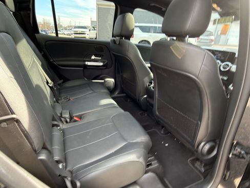 Used 2022 Mercedes-Benz EQB 350 4MATIC image 18