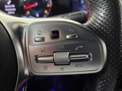 Used 2022 Mercedes-Benz CLA 250 image 19