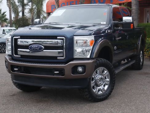 Used 2016 Ford F350 King Ranch w/ FX4 Off-Road Package AWD/4WD image 4