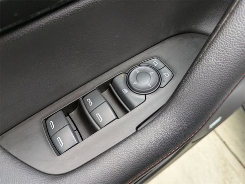 Used 2024 Chevrolet Blazer RS image 12