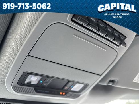 New 2026 Ford F250 XL image 30