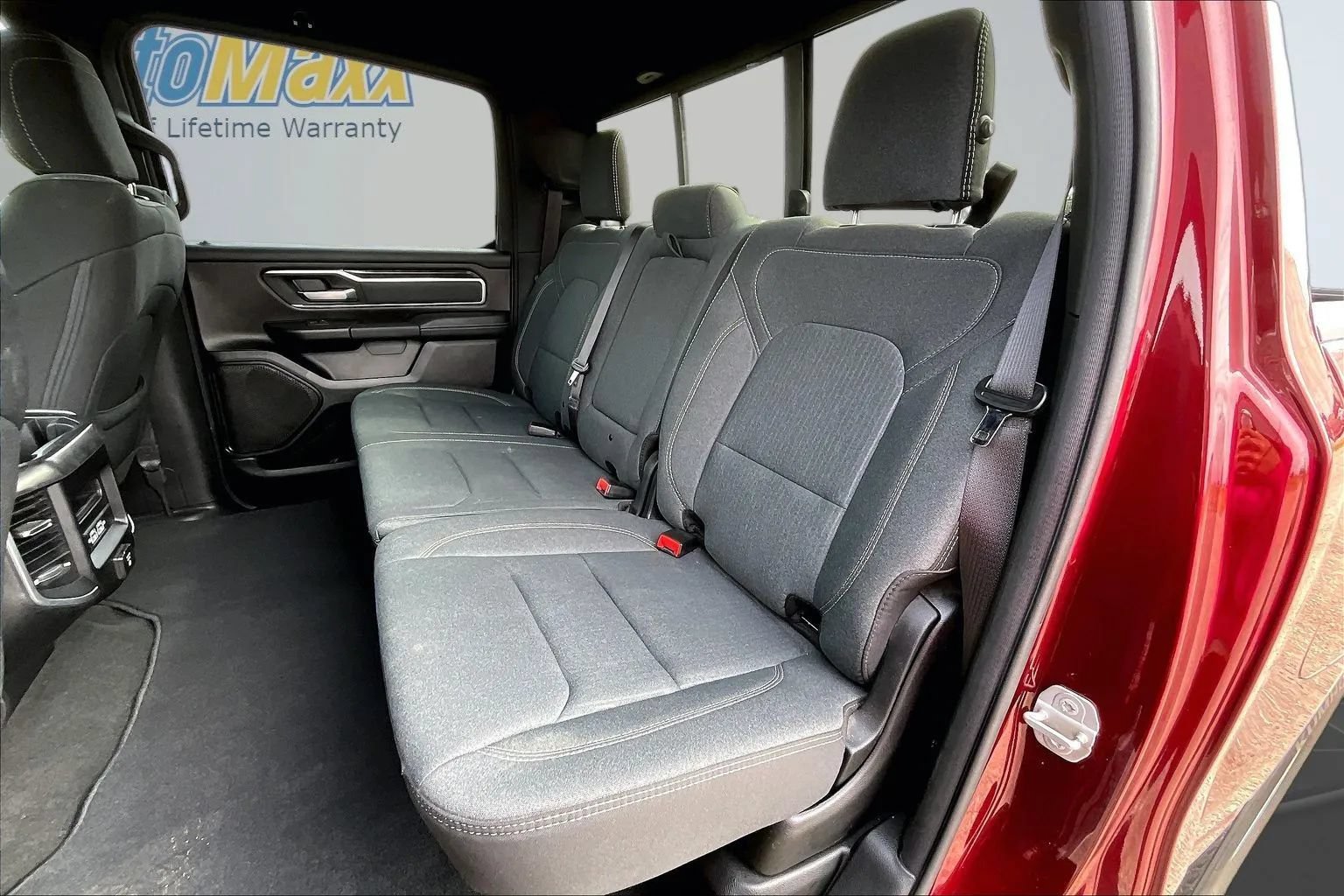 Used 2022 RAM 1500 Big Horn AWD/4WD image 23