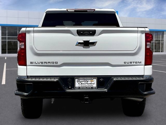 Used 2026 Chevrolet Silverado 1500 Custom Trail Boss w/ Turbomax Blackout Package AWD/4WD image 4