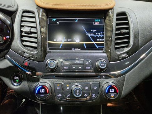 Used 2016 Chevrolet Impala LTZ w/ Enhanced Convenience Package FWD image 39