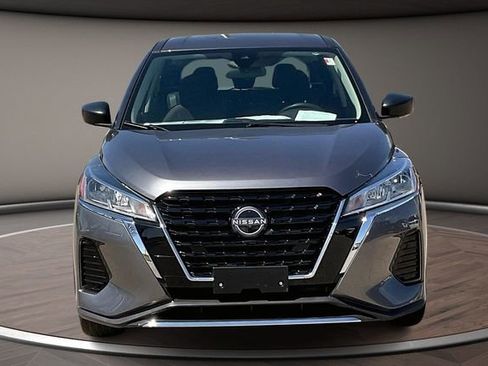 Certified 2024 Nissan Kicks S image 3