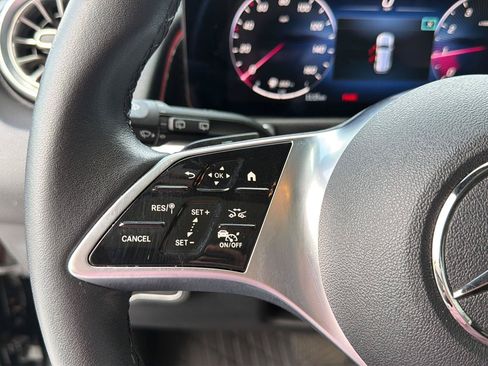 Used 2024 Mercedes-Benz GLB 250 4MATIC image 20