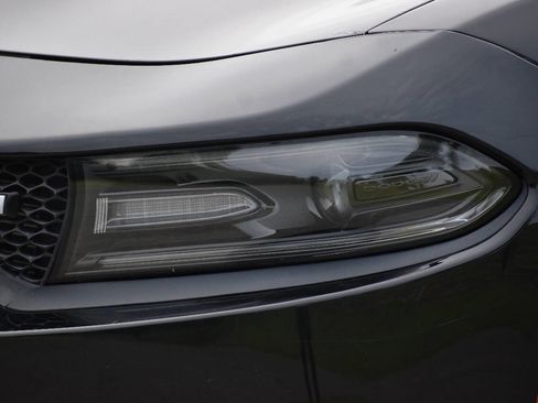 Used 2018 Dodge Charger R/T image 40