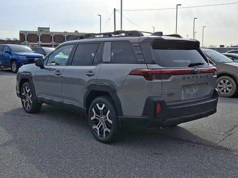 New 2026 Subaru Outback Touring XT image 3