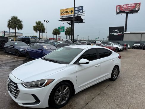 Used 2018 Hyundai Elantra SEL FWD image 7