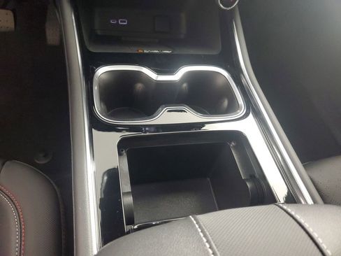 New 2026 Chevrolet Traverse RS w/ LPO, Floor Liner Package FWD image 23