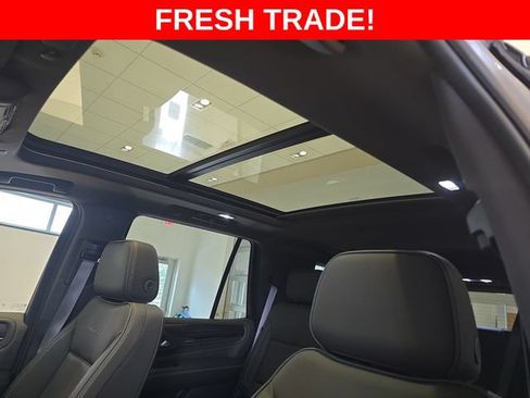 Used 2022 GMC Yukon Denali w/ Denali Premium Package AWD/4WD image 21