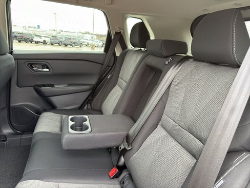 New 2026 Nissan Rogue SV AWD/4WD image 33