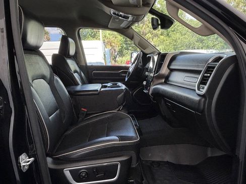 Used 2020 RAM 1500 Laramie RWD image 33
