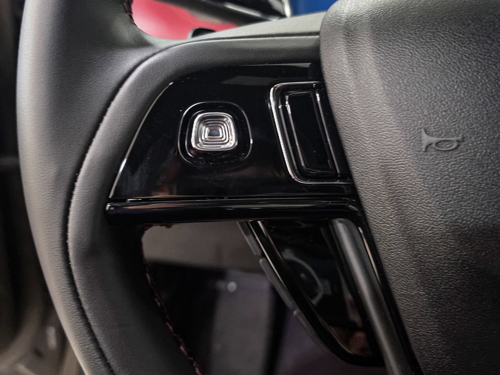 New 2025 Lincoln Corsair Grand Touring AWD/4WD image 37