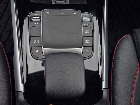 Used 2023 Mercedes-Benz GLB 250 4MATIC w/ AMG Line image 16
